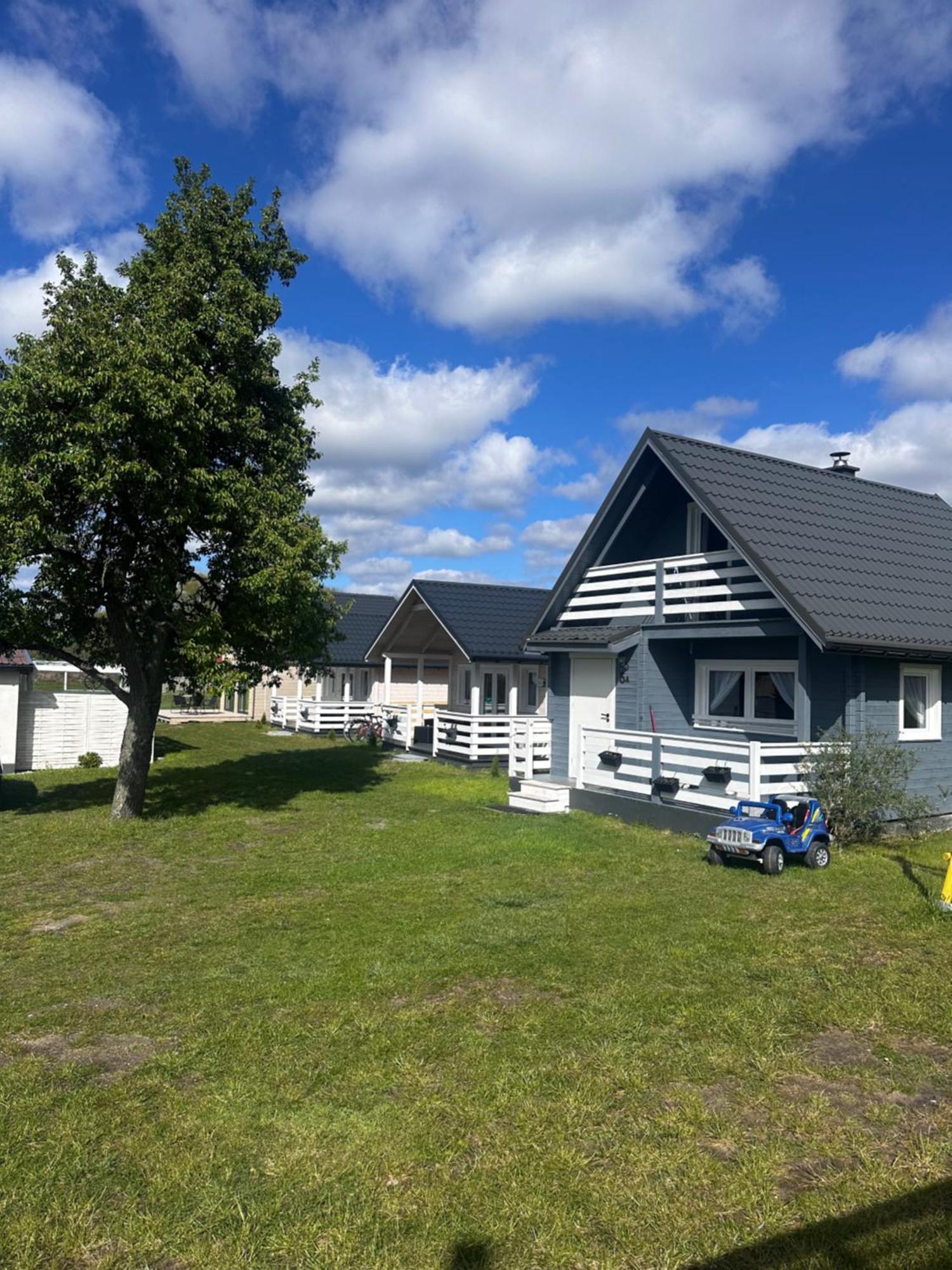 Chatki Nad Wodnym Zakatkiem. Villa Wapnica  Exterior photo